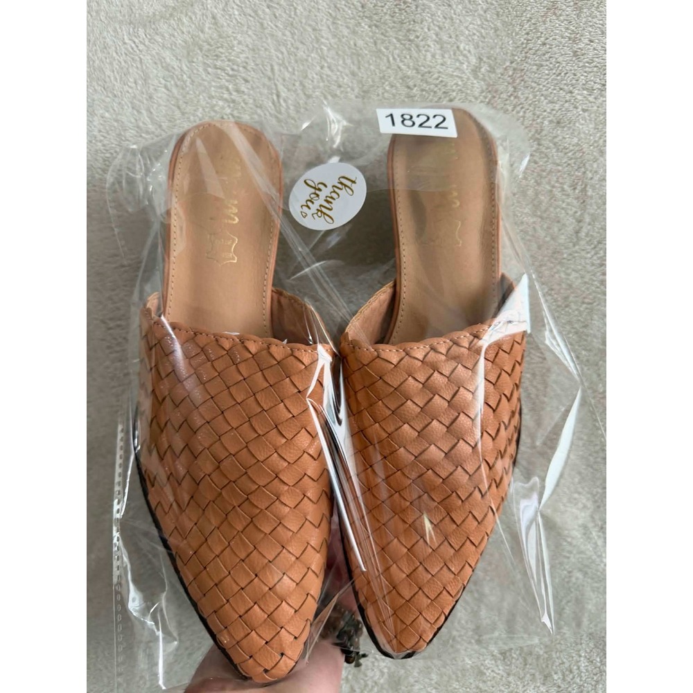 Mi.iM Womens 8 Tan Woven Leather Mules Pointed Toe Stacked Block Heel Boho - Picture 7 of 9